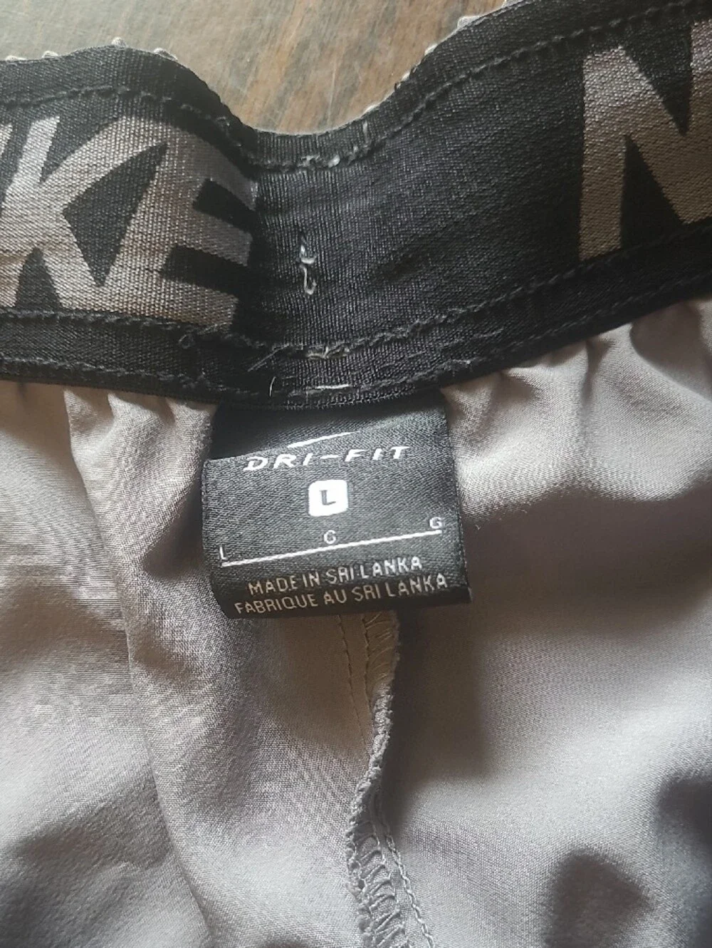 Nike Men's Light Grey Performance Training Shorts Size L